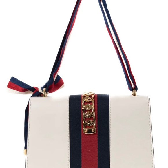 GUCCI MEDIUM BORSA SYLVIE BAG - Picture 2 of 11